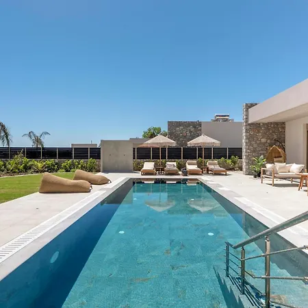 Emerald Estate Asgourou